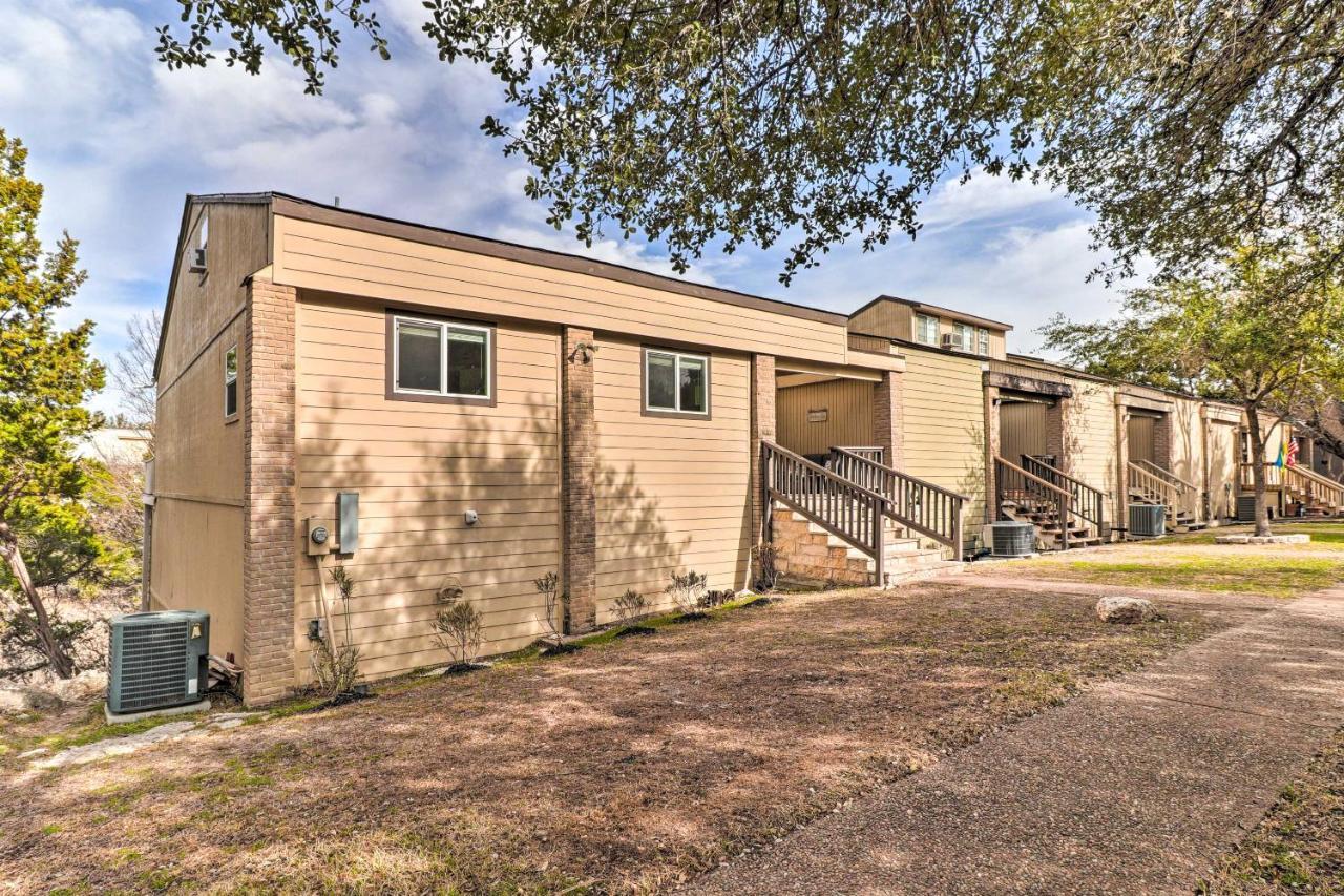 Lakefront Home With Point Venture Golf Access! Exteriör bild