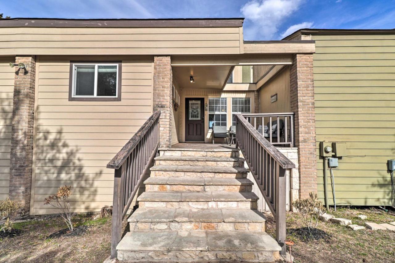 Lakefront Home With Point Venture Golf Access! Exteriör bild